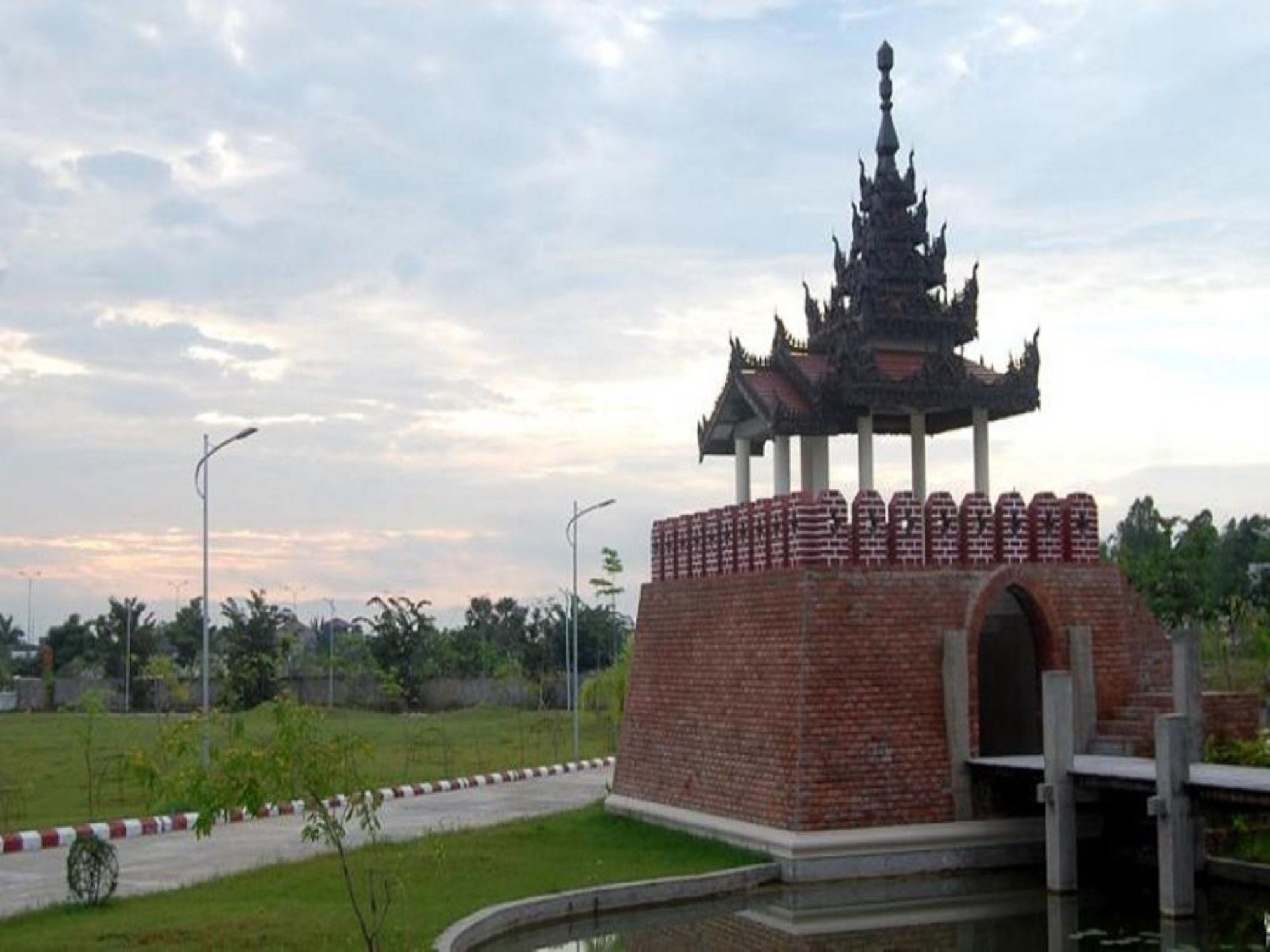 Man Myanmar Hotel Naypyidaw Luaran gambar