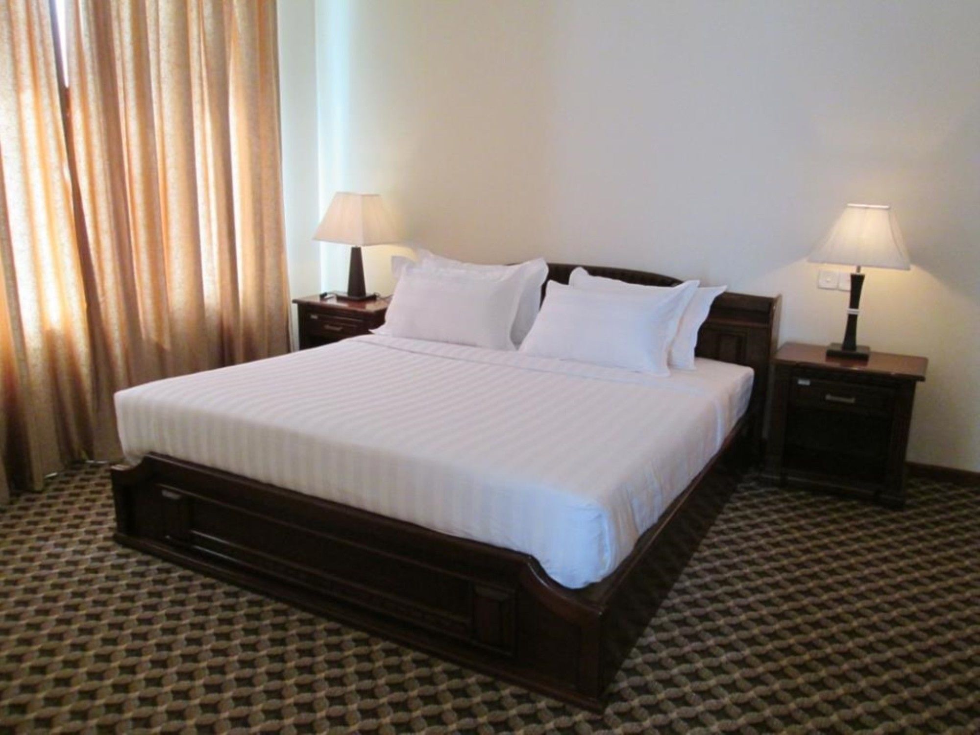 Man Myanmar Hotel Naypyidaw Luaran gambar