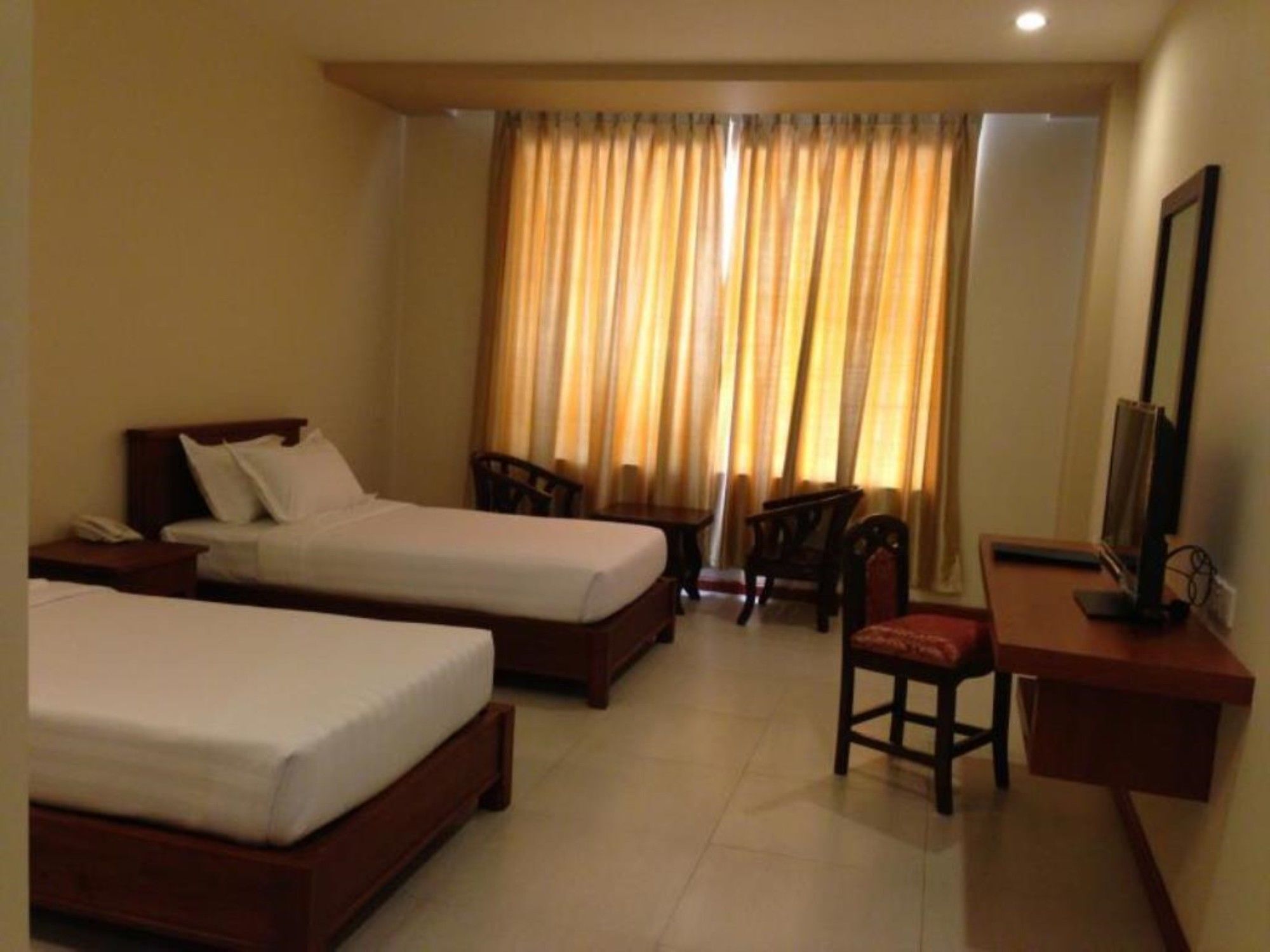 Man Myanmar Hotel Naypyidaw Luaran gambar